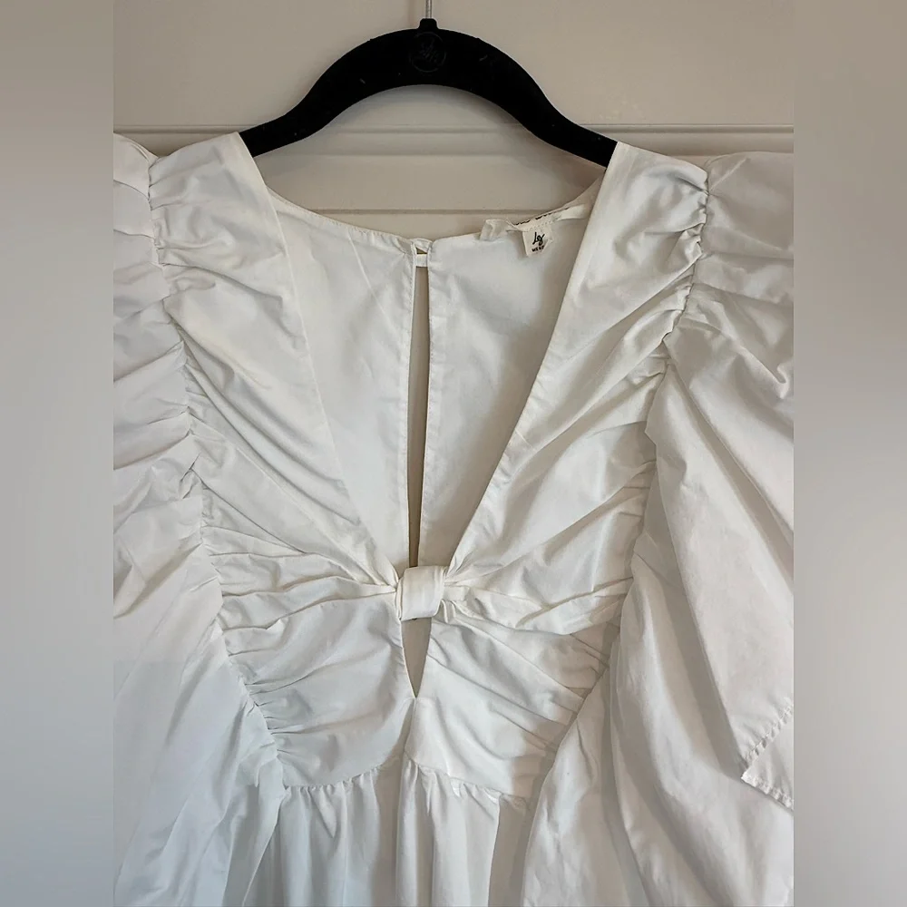 Anthropologie Blue Tassel Ruffled White Waistless Mini
Dress Size L - Picture 9 of 10